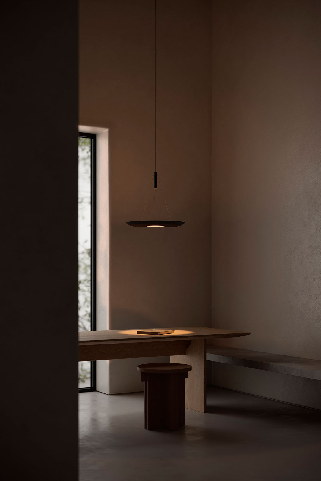 Pendant Tray 55 Base, Textured Black, 2700K, DALI, Beam Angle Up: 118° - Down: 29°, 5.6W, IP20, CRI>90, Max. 2 m